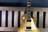 Gibson 2006 Les Paul Classic Honey Burst-6.jpg